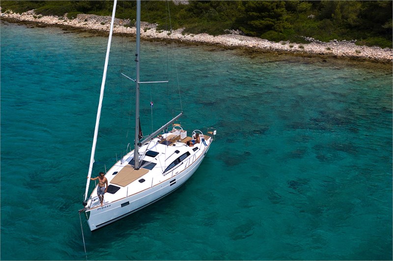 Photo #8 - Elan Impression 45.1 (Marialen) en Athènes - 54797