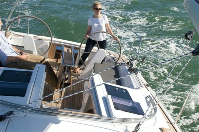 Photo #4 - Hanse 345 (Sunshine) in Atene - 54802