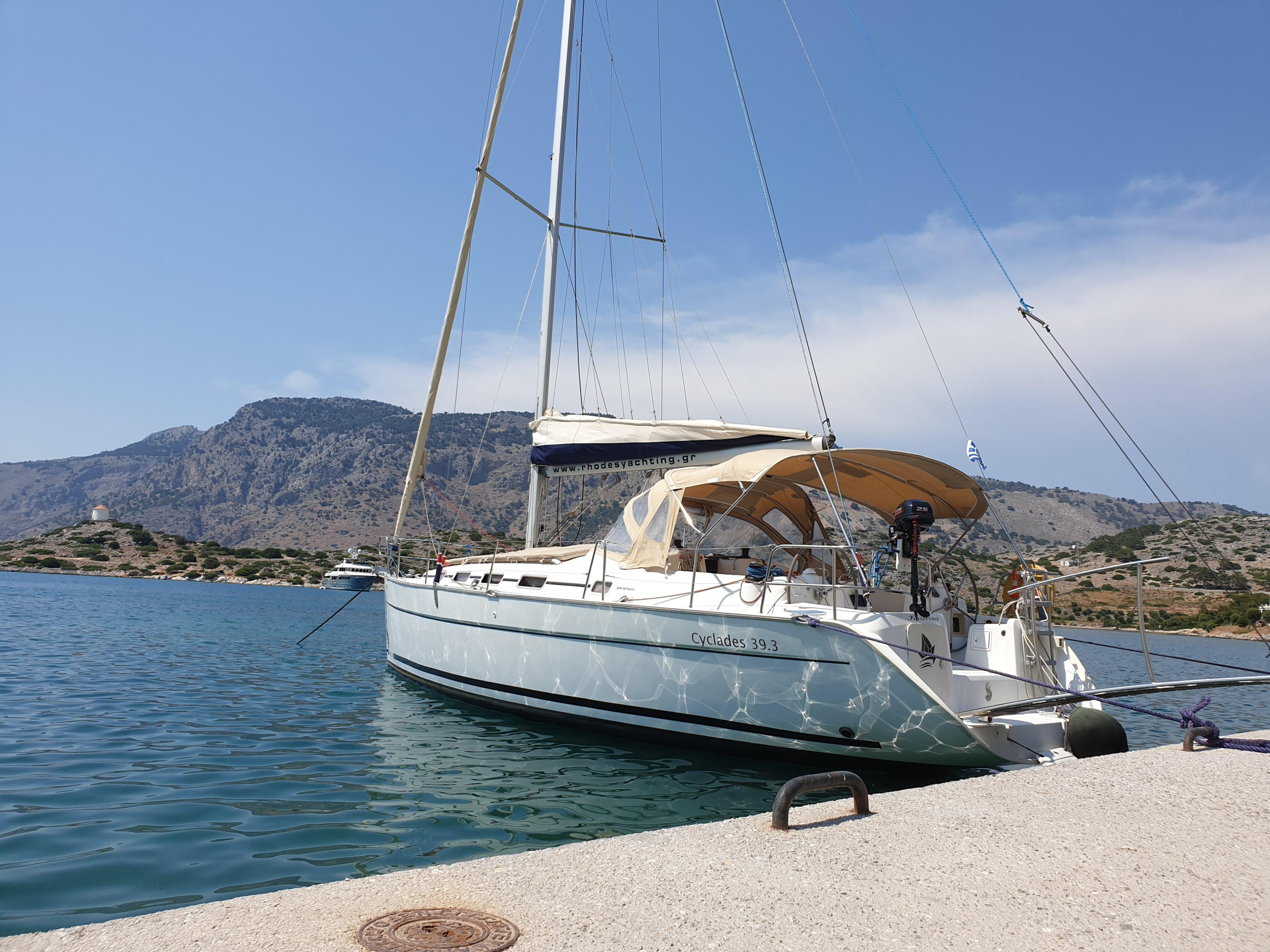 Photo #9 - Cyclades 39.3 (Katerina) in Rodi - 54810
