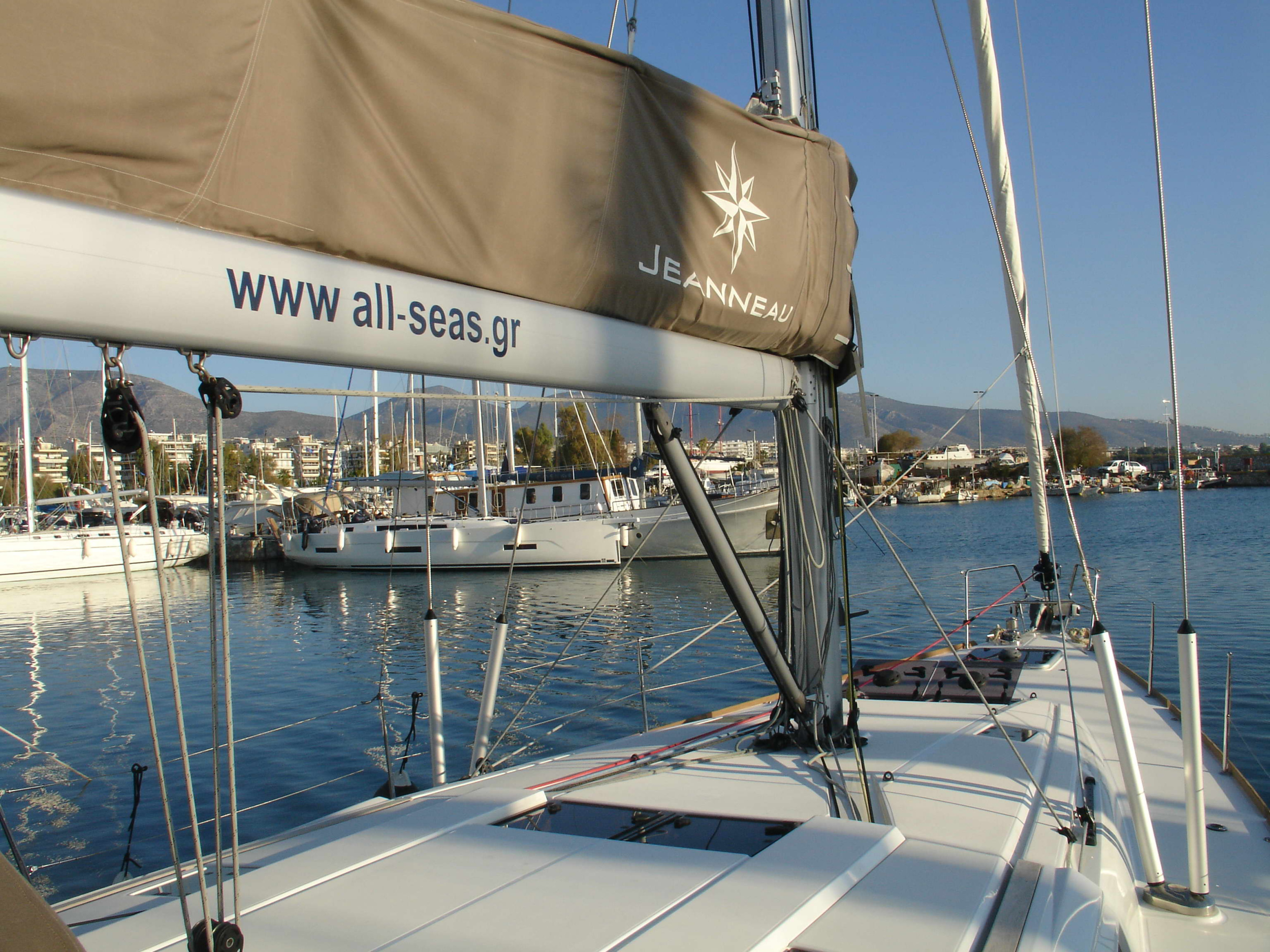 Photo #4 - Sun Odyssey 519 (Ataraxia) en Atenas - 54840