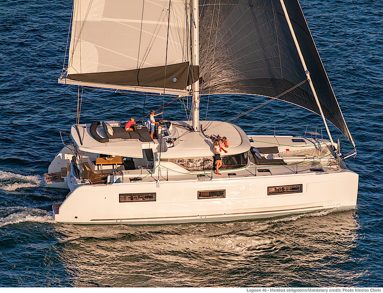 Photo #4 - Catamaran 42-46 ft. (Cat 42-46 ft.) in Split - 54889