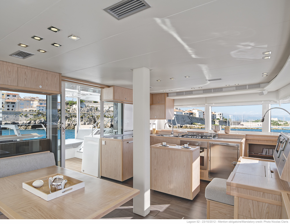 Photo #11 - Catamaran 48-52 ft. (Cat 48-52 ft.) in Split - 54890