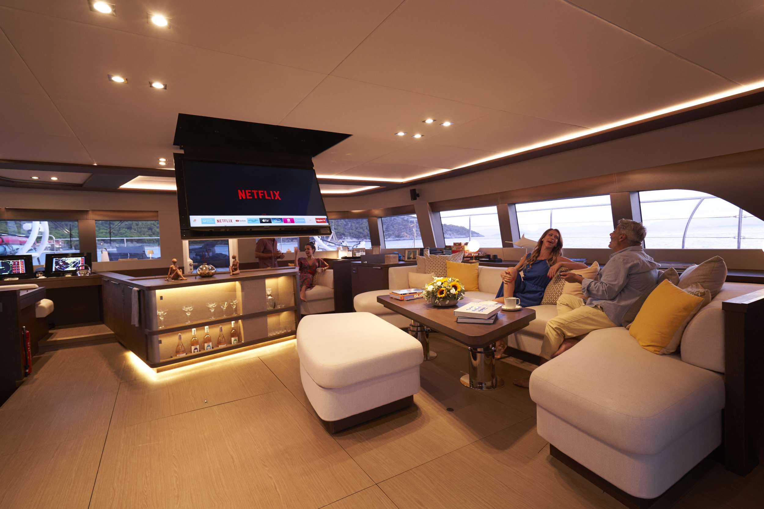 Photo #13 - Lagoon 78 power crewed (CRAZY HORSE) en Athènes - 55033