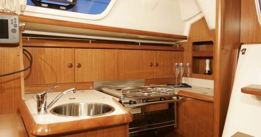 Photo #7 - SUN ODDYSEY 32I Refit 2022 (Sea 32i) in Corfù - 55093