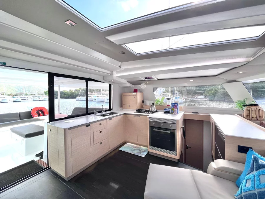 Fountaine Pajot Tanna 47 (Blue Vibes - FF)  - 2