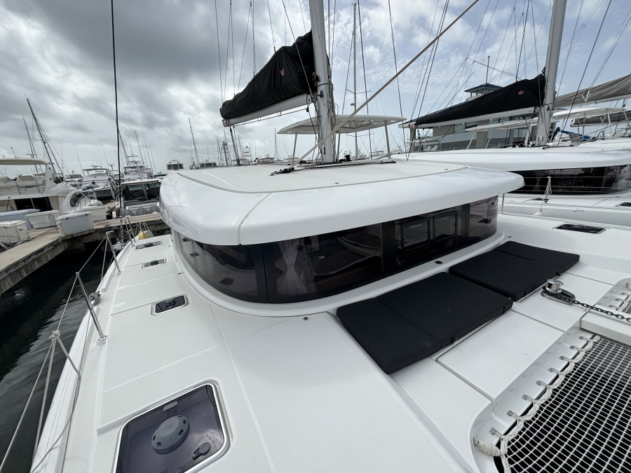 Photo #7 - Lagoon 42 (FINE GIRL) in Fajardo - 55195