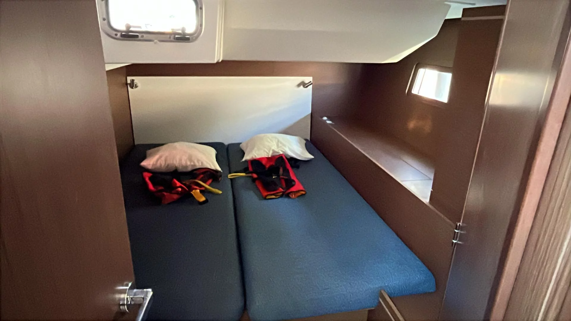 Oceanis 51.1 (Alboran Aperol)  - 5