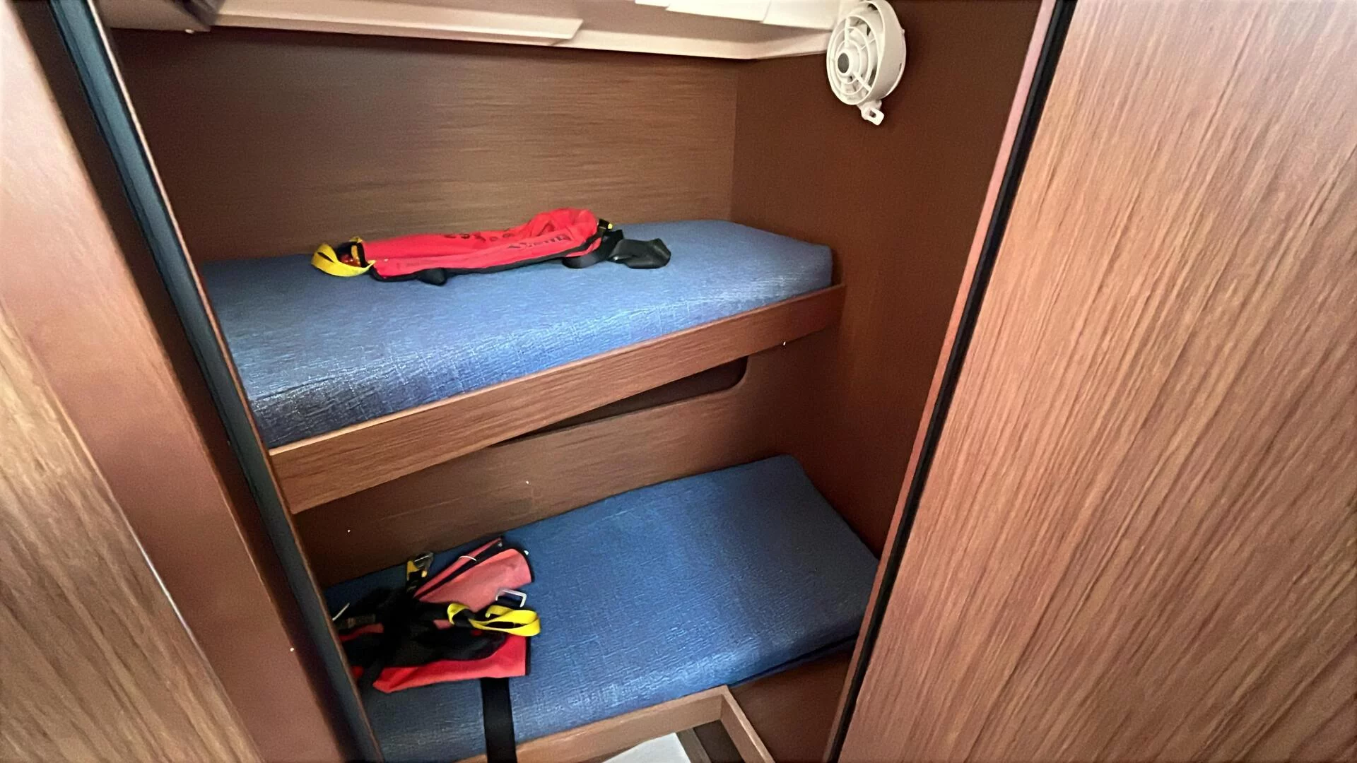 Oceanis 51.1 (Alboran Moscatel)  - 2
