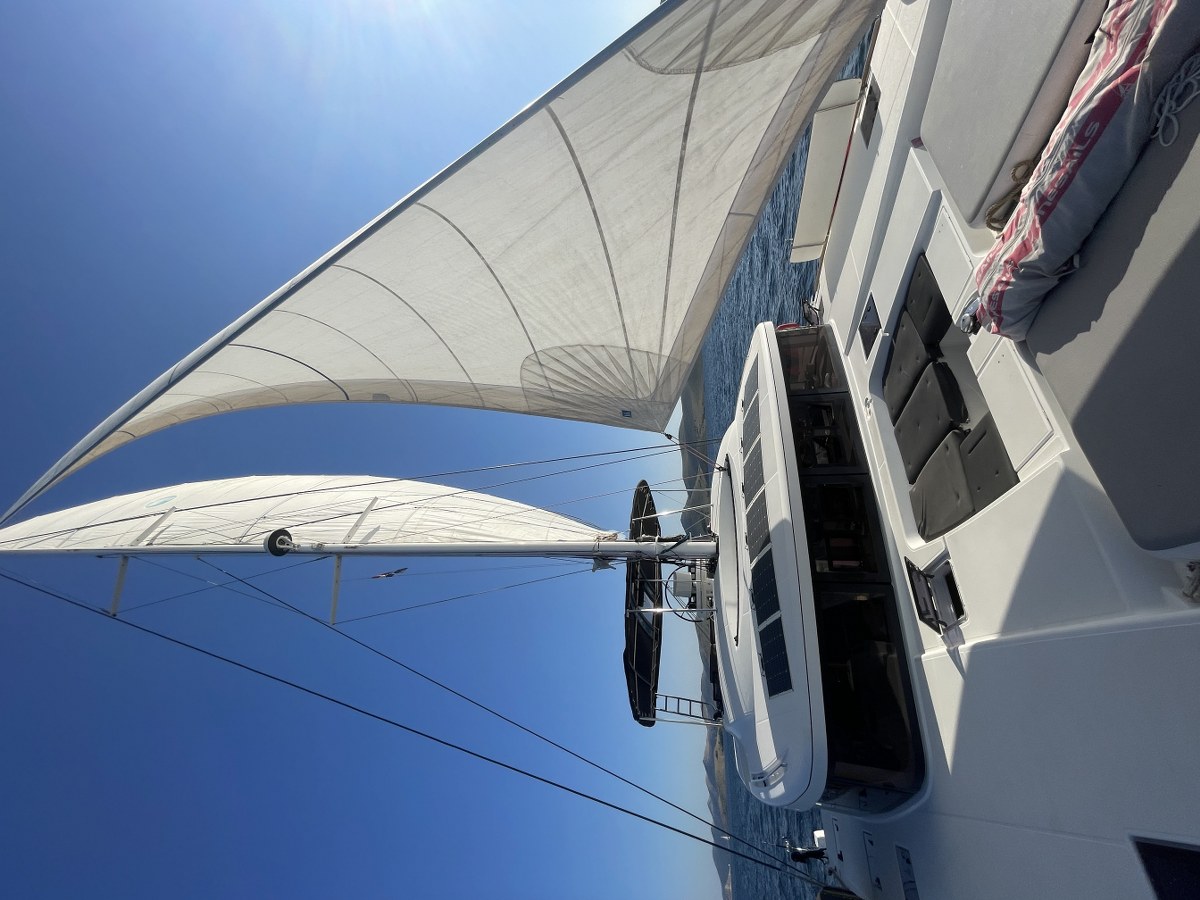Photo #15 - Lagoon 52 F (Discovery) in Marina - 55210