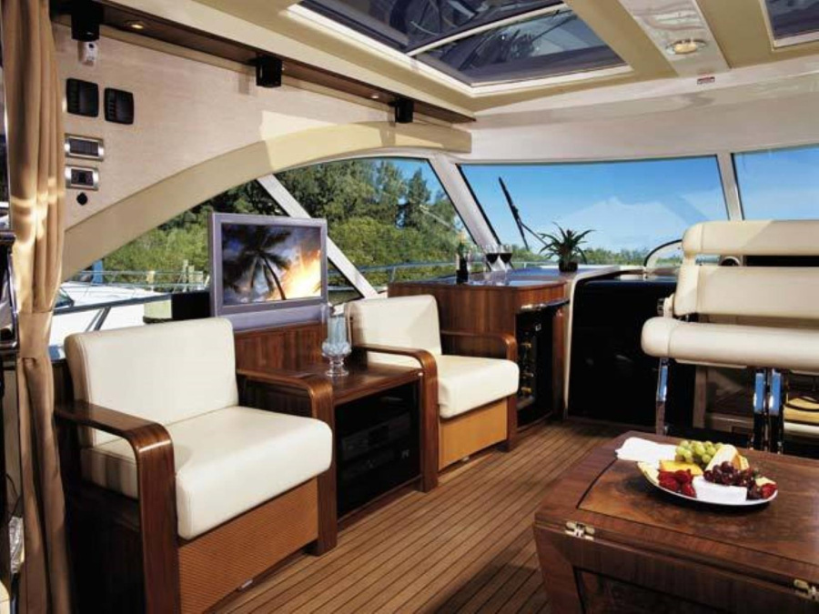 Photo #5 - Sea Ray Sundancer 60 (Parr-T On (With Captain)) in Key West. FL - 55223