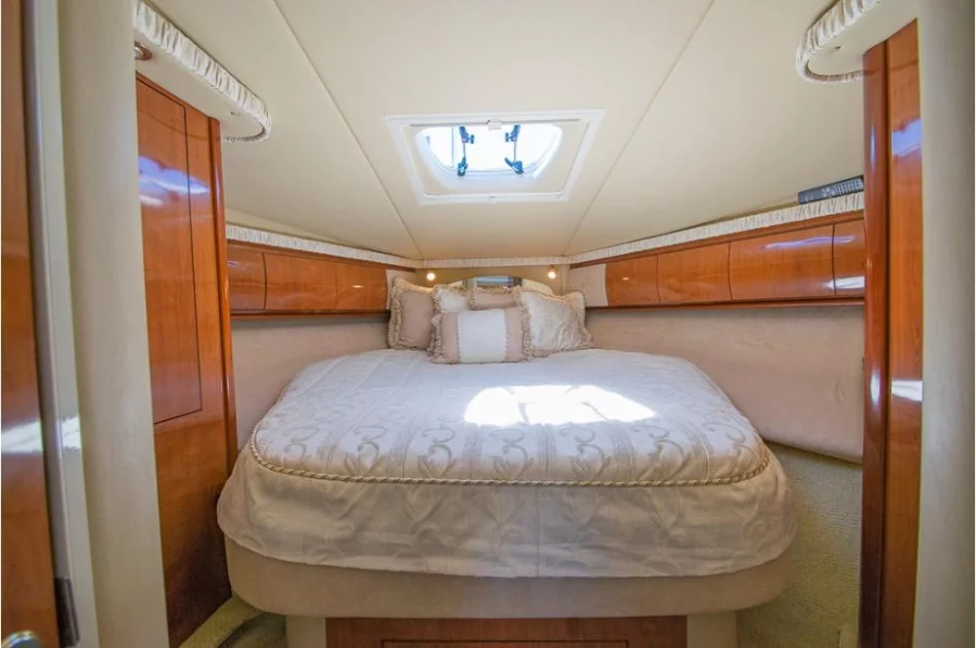 Sea Ray Sundancer 42 (Grand Admiral)  - 5