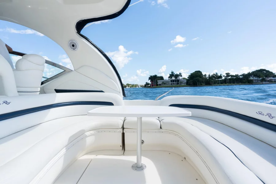 Sea Ray Sundancer 42 (Grand Admiral)  - 7