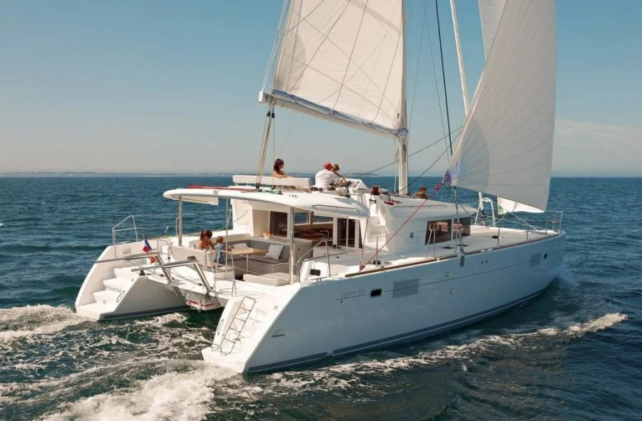 Lagoon 450F (Somewhere)  - 0