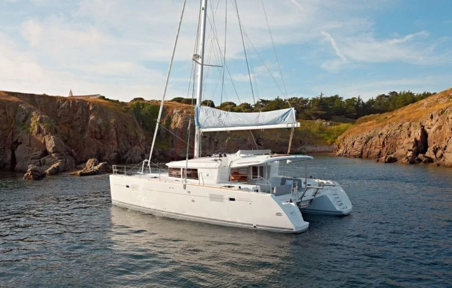 Lagoon 450F (Somewhere)  - 1