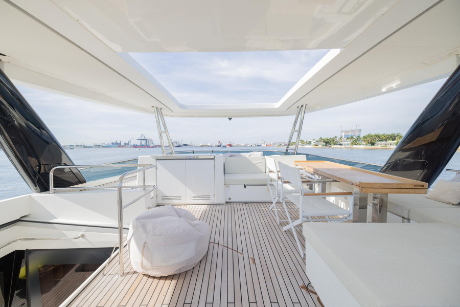 Photo #15 - Lagoon 630 (Atlantia (With Captain)) en Key West. FL - 55268