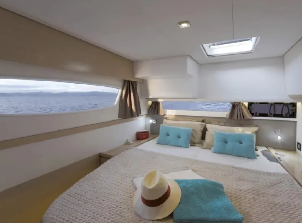 Fountaine Pajot Saba 50 (Smack (With Captain))  - 6