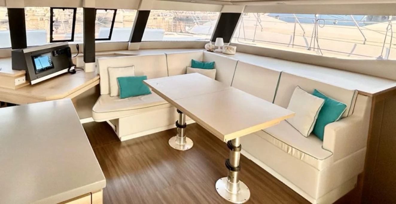 Fountaine Pajot Saba 50 (Smack (With Captain))  - 11