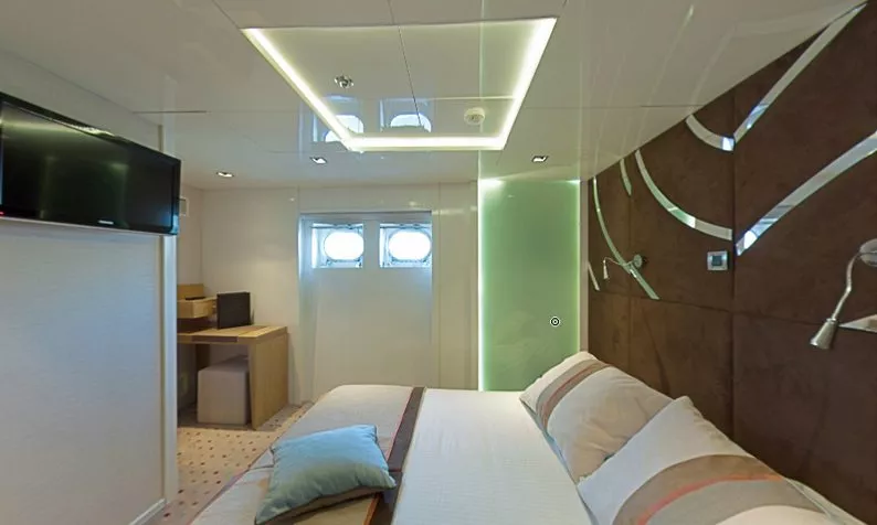 Viaggio a vela da Malta alla Sicilia su uno yacht di lusso — photo 38
