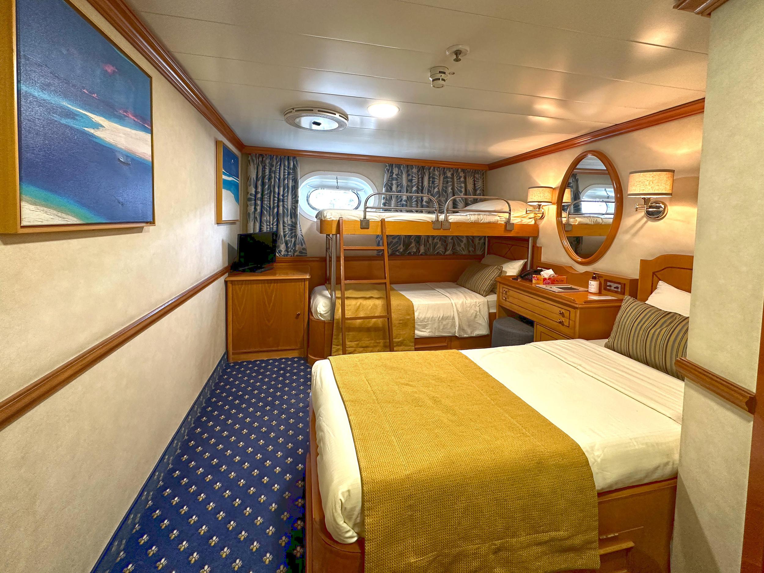 French Polynesia Sailing Cruise on Luxury Yacht Panorama II — photo 59