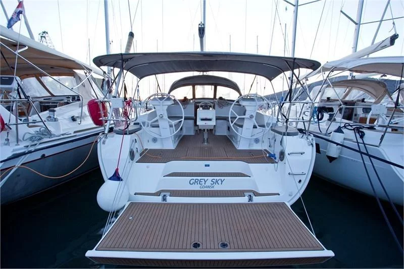 Bavaria Cruiser 46 (4Cab) (Grey Sky)  - 4