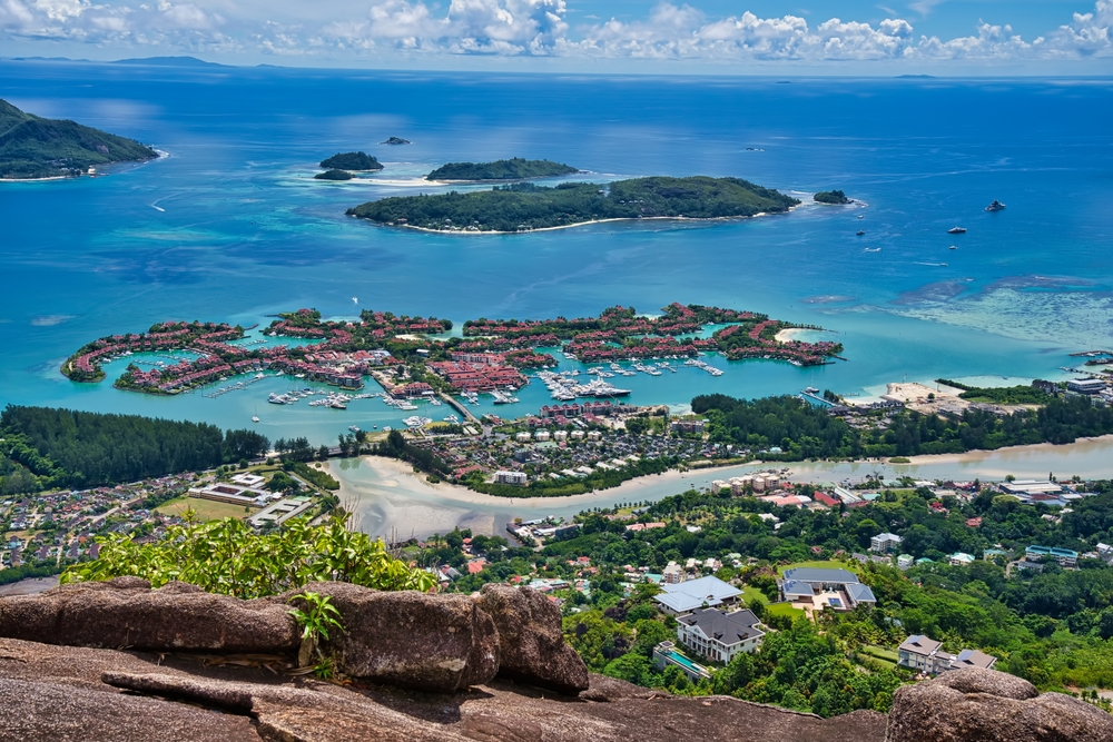Seychelles Sailing Cruise on a Catamaran — photo 1