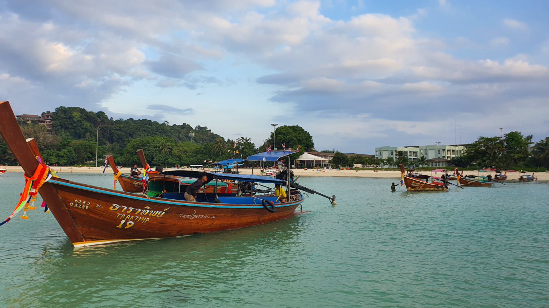 Loh Dalum Beach