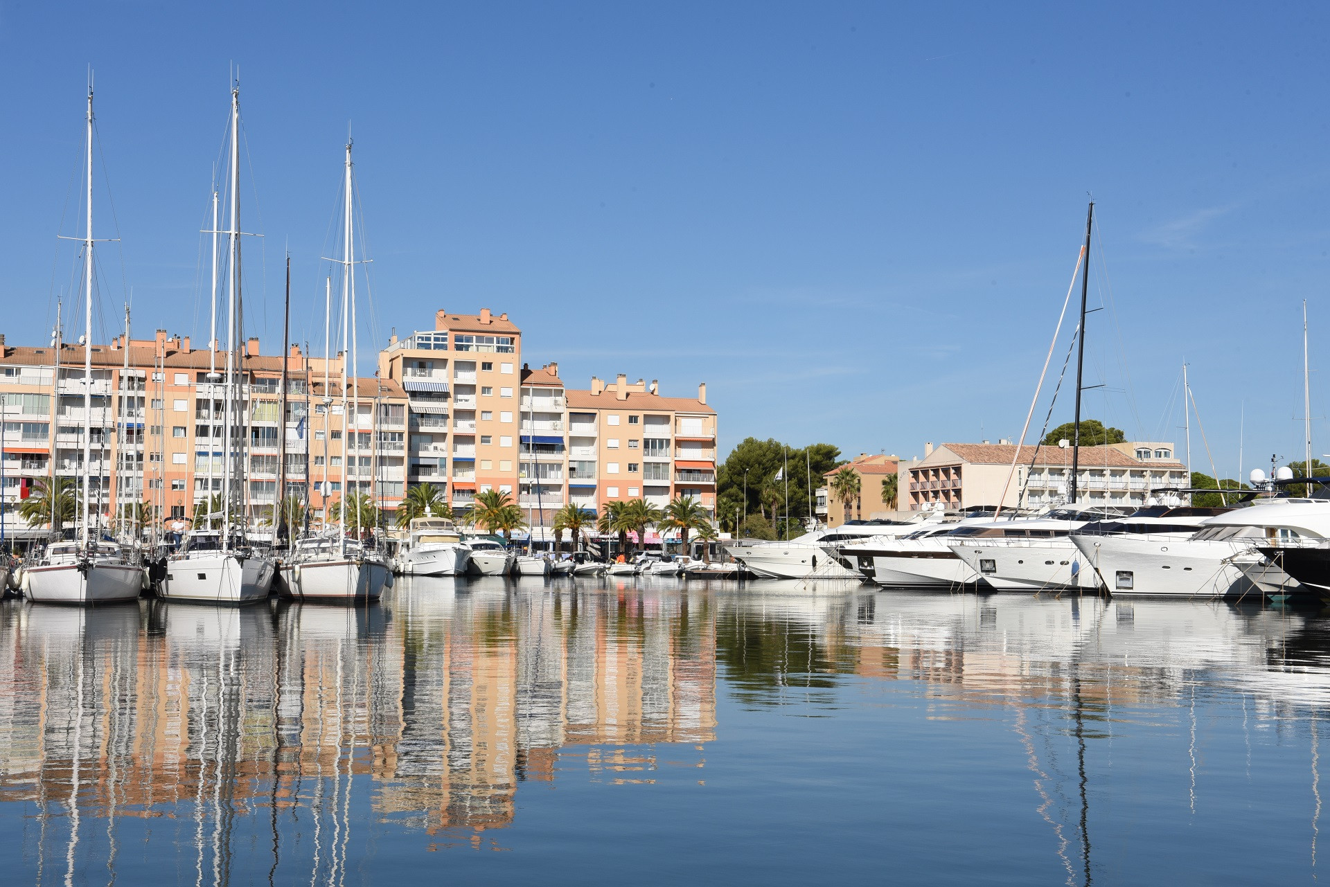 Port Saint Pierre - Hyères