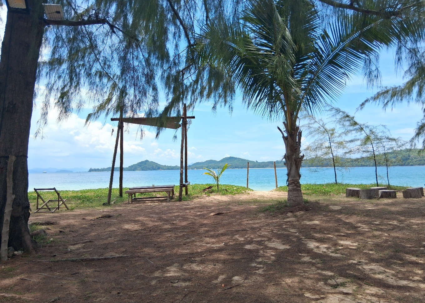 Naka Noi West