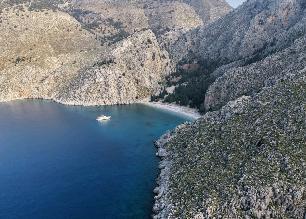 Lapathos beach