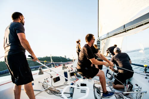 Was die 12 Knots Yachtcharter-Plattform so besonders macht