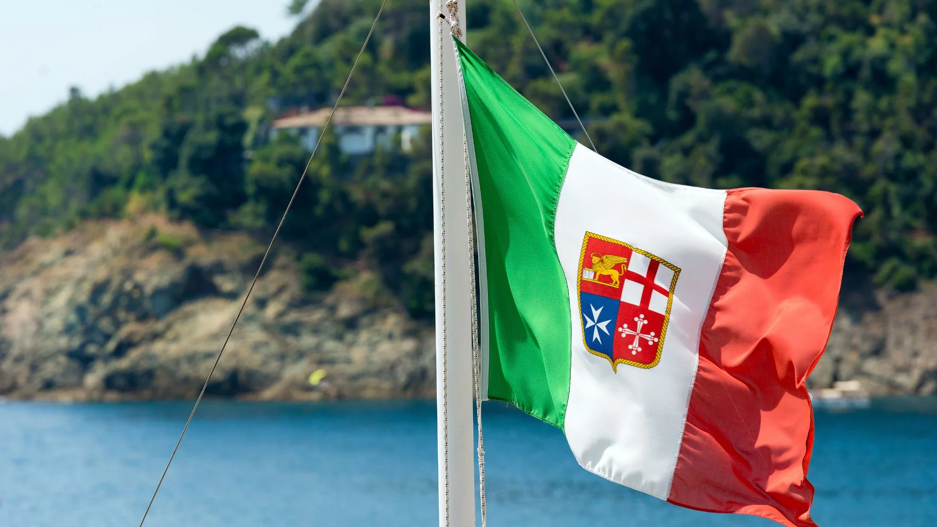 Requirements for Bareboat Charter in Italy