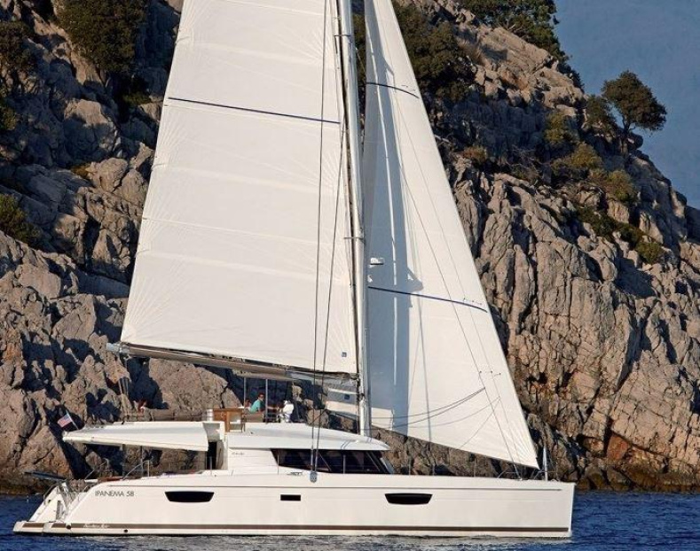 fountaine pajot 67 power catamaran