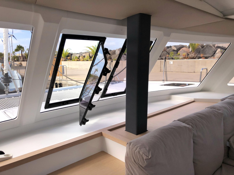 Lucia 40